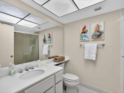 134 Brackenwood Road, Palm Beach Gardens, FL 33418