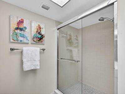 134 Brackenwood Road, Palm Beach Gardens, FL 33418