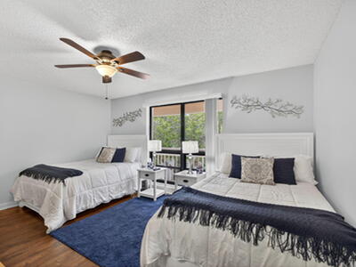 134 Brackenwood Road, Palm Beach Gardens, FL 33418