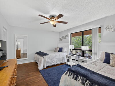 134 Brackenwood Road, Palm Beach Gardens, FL 33418