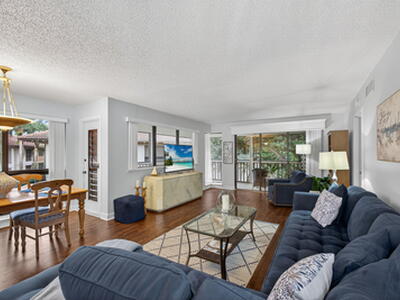 134 Brackenwood Road, Palm Beach Gardens, FL 33418