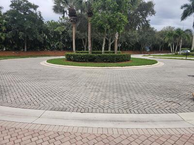 7533 Topiary Avenue, Boynton Beach, FL 33437