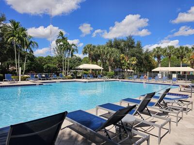 7533 Topiary Avenue, Boynton Beach, FL 33437