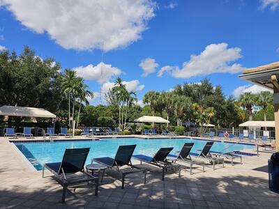 7533 Topiary Avenue, Boynton Beach, FL 33437