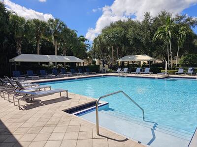 7533 Topiary Avenue, Boynton Beach, FL 33437