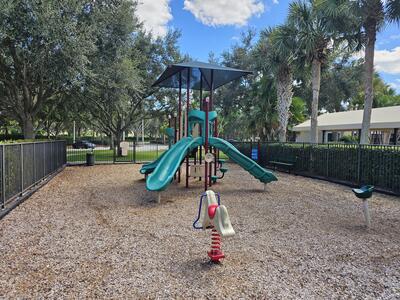 7533 Topiary Avenue, Boynton Beach, FL 33437