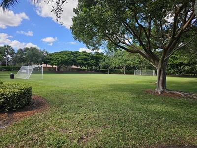 7533 Topiary Avenue, Boynton Beach, FL 33437