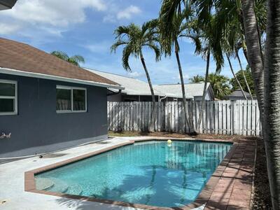 4930 NW 85 Ter Terrace, Lauderhill, FL 33351