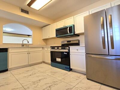 1157 Golden Lakes Boulevard