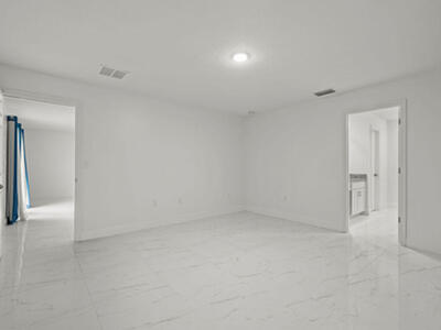 362 NW Bayshore Boulevard, Port Saint Lucie, FL 34983