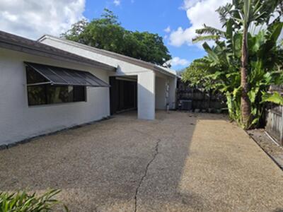 6980 NW 30th Terrace, Fort Lauderdale, FL 33309