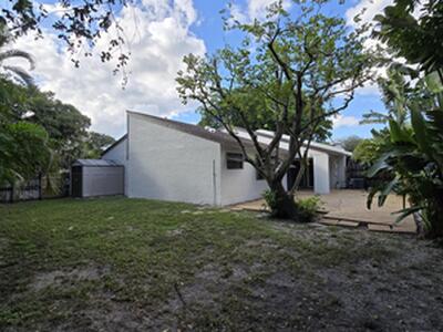 6980 NW 30th Terrace, Fort Lauderdale, FL 33309