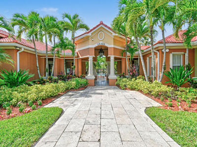 10354 Fox Trail Road S, West Palm Beach, FL 33411