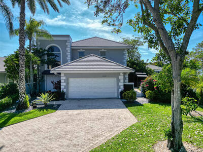 23281 Butterfly Palm Court, Boca Raton, FL 33433