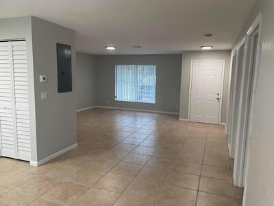 2725 Prairie Lane, Palm Springs, FL 33406