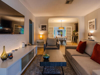 1401 NE 17th Way, Fort Lauderdale, FL 33304