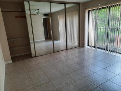 1440 N Lawnwood Circle, Fort Pierce, FL 34950