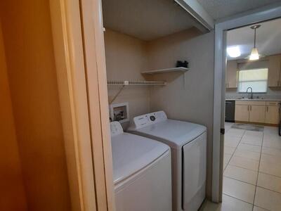 1440 N Lawnwood Circle, Fort Pierce, FL 34950