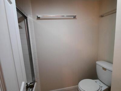 1440 N Lawnwood Circle, Fort Pierce, FL 34950