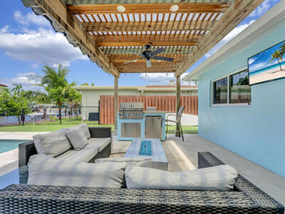 2291 SE 15th Street, Pompano Beach, FL 33062