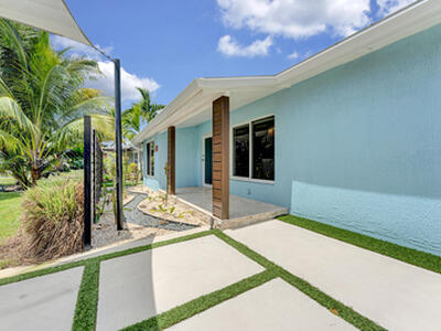 2291 SE 15th Street, Pompano Beach, FL 33062