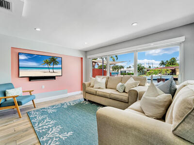 2291 SE 15th Street, Pompano Beach, FL 33062