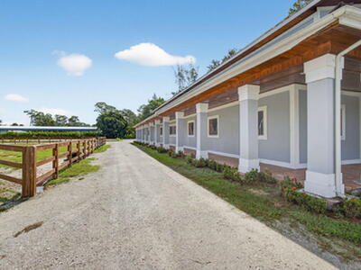 1032 Hyde Park Road, Loxahatchee Groves, FL 33470