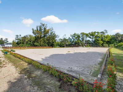 1032 Hyde Park Road, Loxahatchee Groves, FL 33470