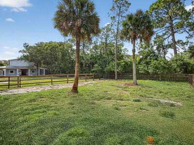 1032 Hyde Park Road, Loxahatchee Groves, FL 33470