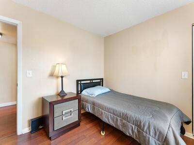 524 Shady Pine Way, Greenacres, FL 33415