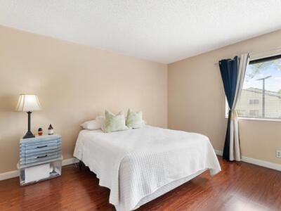 524 Shady Pine Way, Greenacres, FL 33415