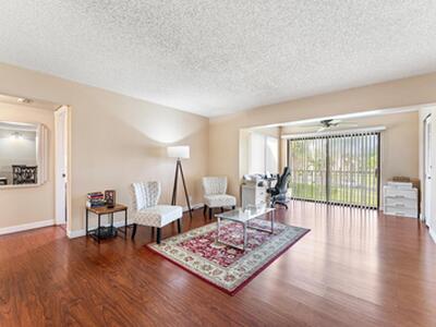 524 Shady Pine Way, Greenacres, FL 33415