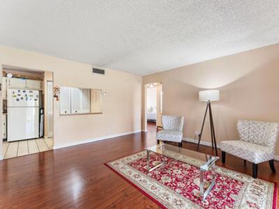 524 Shady Pine Way, Greenacres, FL 33415