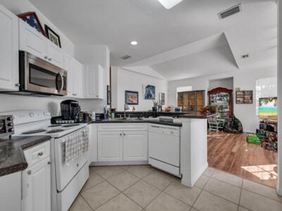 360 SE Rogers Court, Stuart, FL 34994