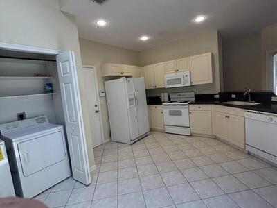 10100 Larkspur Lane, West Palm Beach, FL 33412