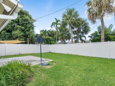 3048 N Dixie Hwy Highway, Boca Raton, FL 33431