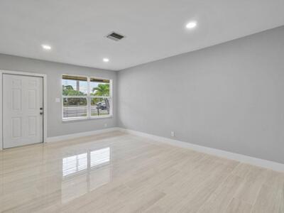 3048 N Dixie Hwy Highway, Boca Raton, FL 33431