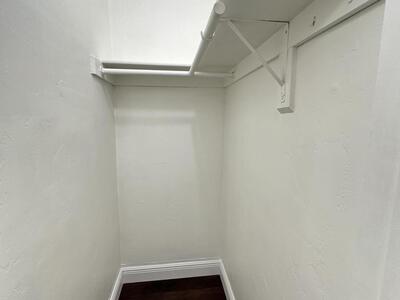 5811 NE 14th Road, Fort Lauderdale, FL 33334