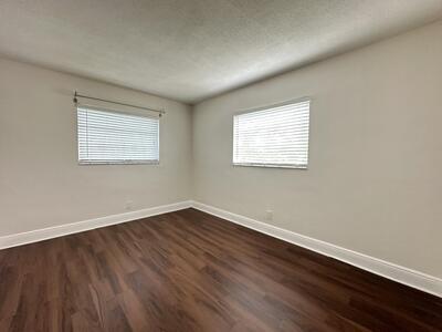 5811 NE 14th Road, Fort Lauderdale, FL 33334