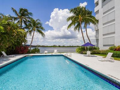 2860 S Ocean Boulevard, Palm Beach, FL 33480