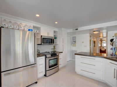 2066 N Ocean Boulevard, Boca Raton, FL 33431