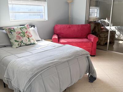 177 Burgundy D, Delray Beach, FL 33484