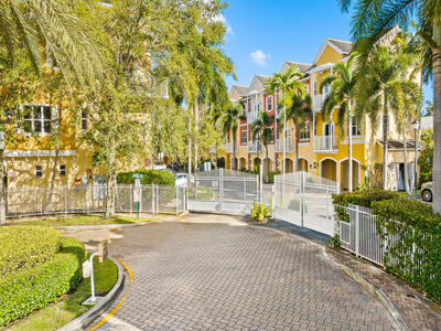 2331 Vintage Drive, Lighthouse Point, FL 33064