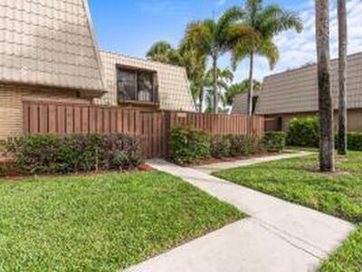 5311 53rd Way, West Palm Beach, FL 33409