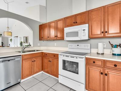 1904 Rosewood Way, Palm Beach Gardens, FL 33418