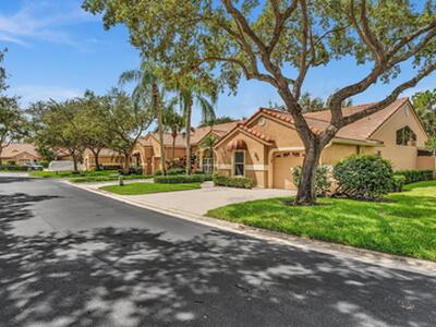 1904 Rosewood Way, Palm Beach Gardens, FL 33418