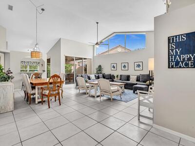 1904 Rosewood Way, Palm Beach Gardens, FL 33418