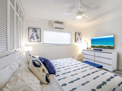 1035 Spanish River Road, Boca Raton, FL 33432