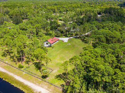 1835 Stallion Drive, Loxahatchee, FL 33470