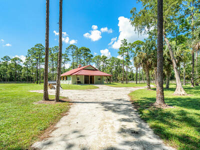 1835 Stallion Drive, Loxahatchee, FL 33470